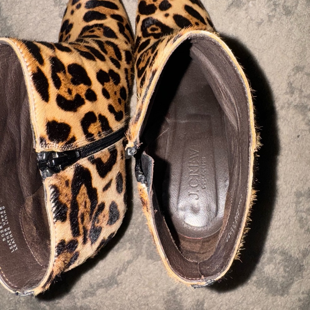 Women’s J. Crew leopard print, leather calf hair booties. Size 7 1/2 - Picture 6 of 9